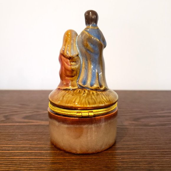 Nativity Trinket Box Christmas Porcelain Ornament Hinged Greenbrier 4.25" READ - Picture 3 of 13